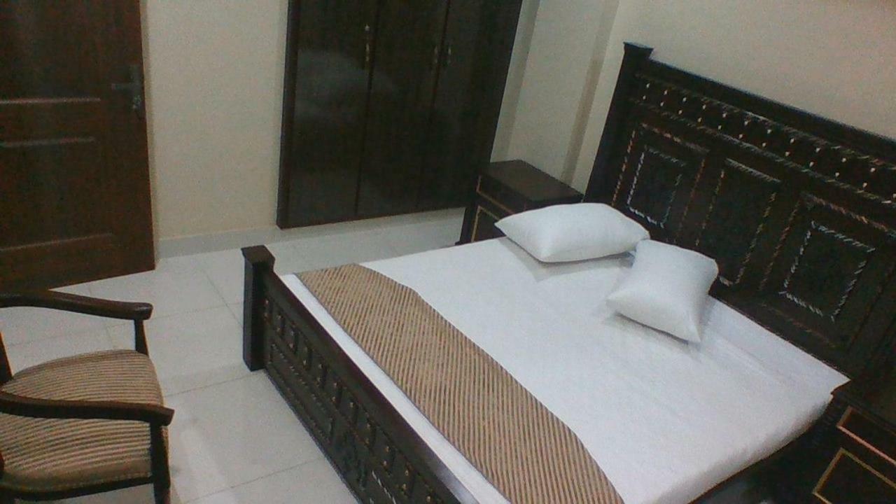Sahiwal Red Roof Hotel מראה חיצוני תמונה